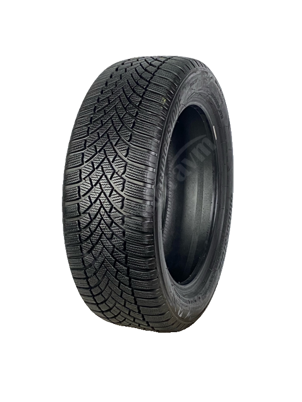 Bridgestone 205/50R17 93V 7 mm Blizzaklm005 2.El Kış Lastiği (2020)