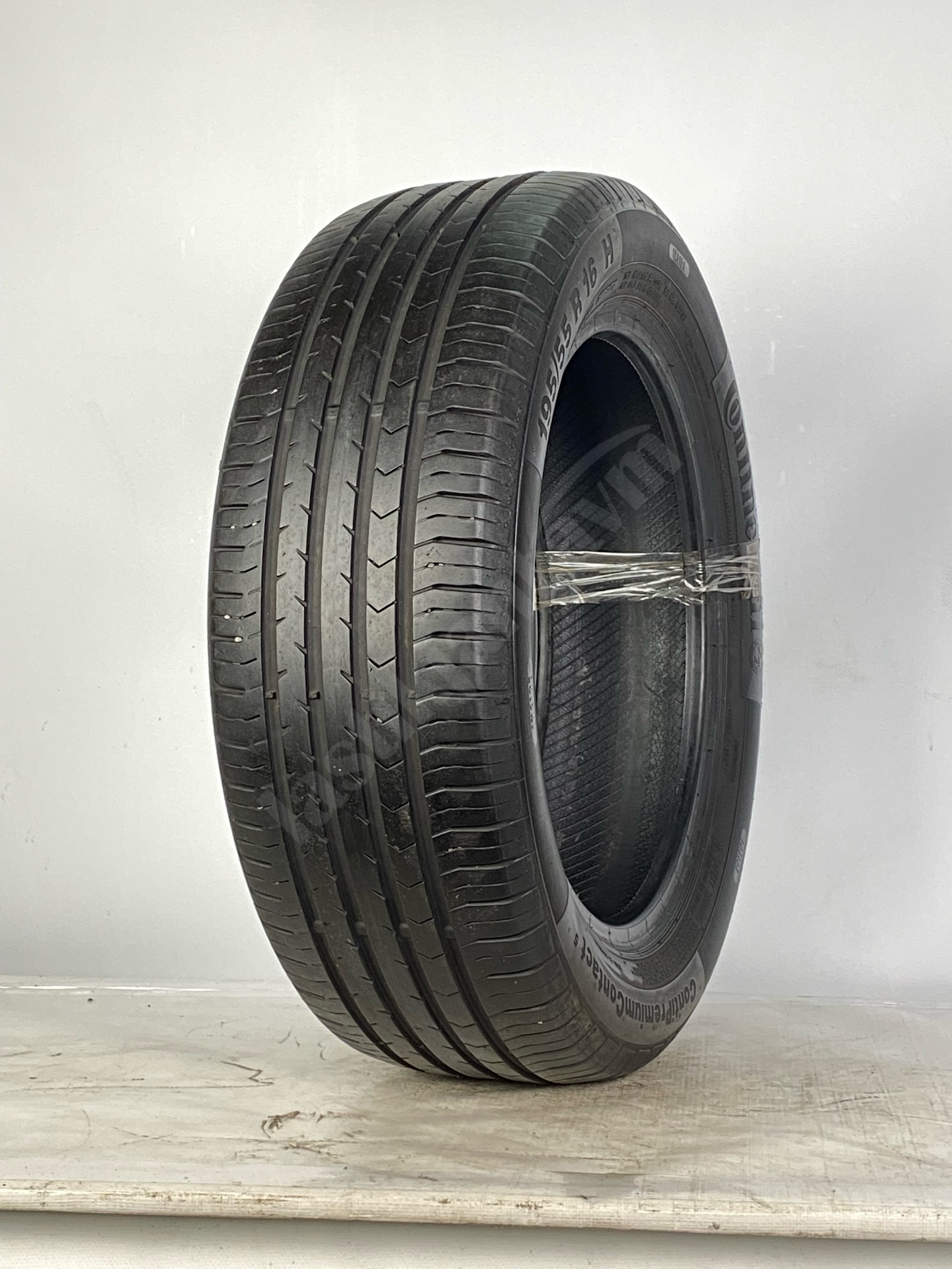 Continental 215/60R17 96H Eco Contact6 5 mm 2.EL Yaz Lastiği (2023)