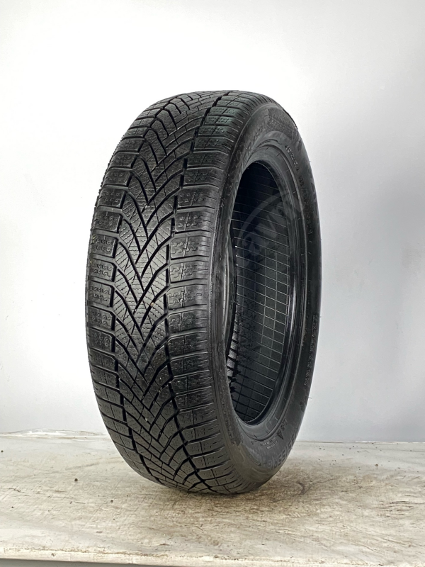 Falken 195/55R16 87H 7 mm Eurowinter HS02 2.El Kış Lastiği (2022)