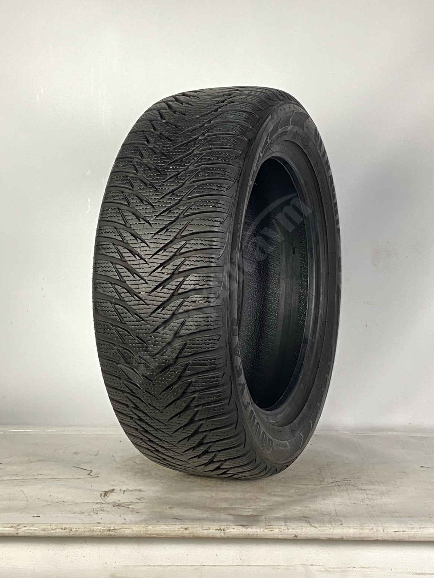 Goodyear Ultragrip8 205/55R16 91H 6mm 2.El Kış Lastiği (2021)