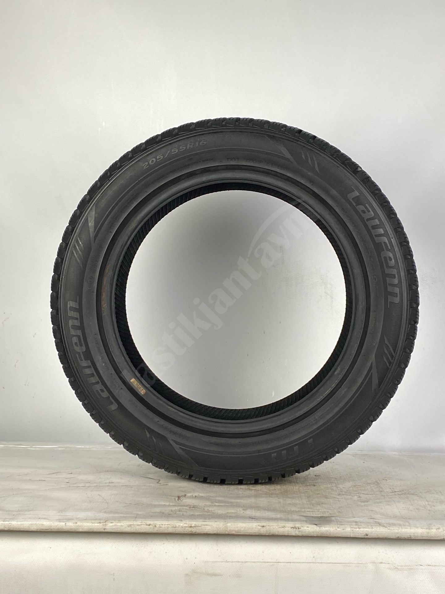 Laufenn 205/55R16 91T İ Fit 7 mm 2.El Kış Lastiği (2023) - Görsel 2