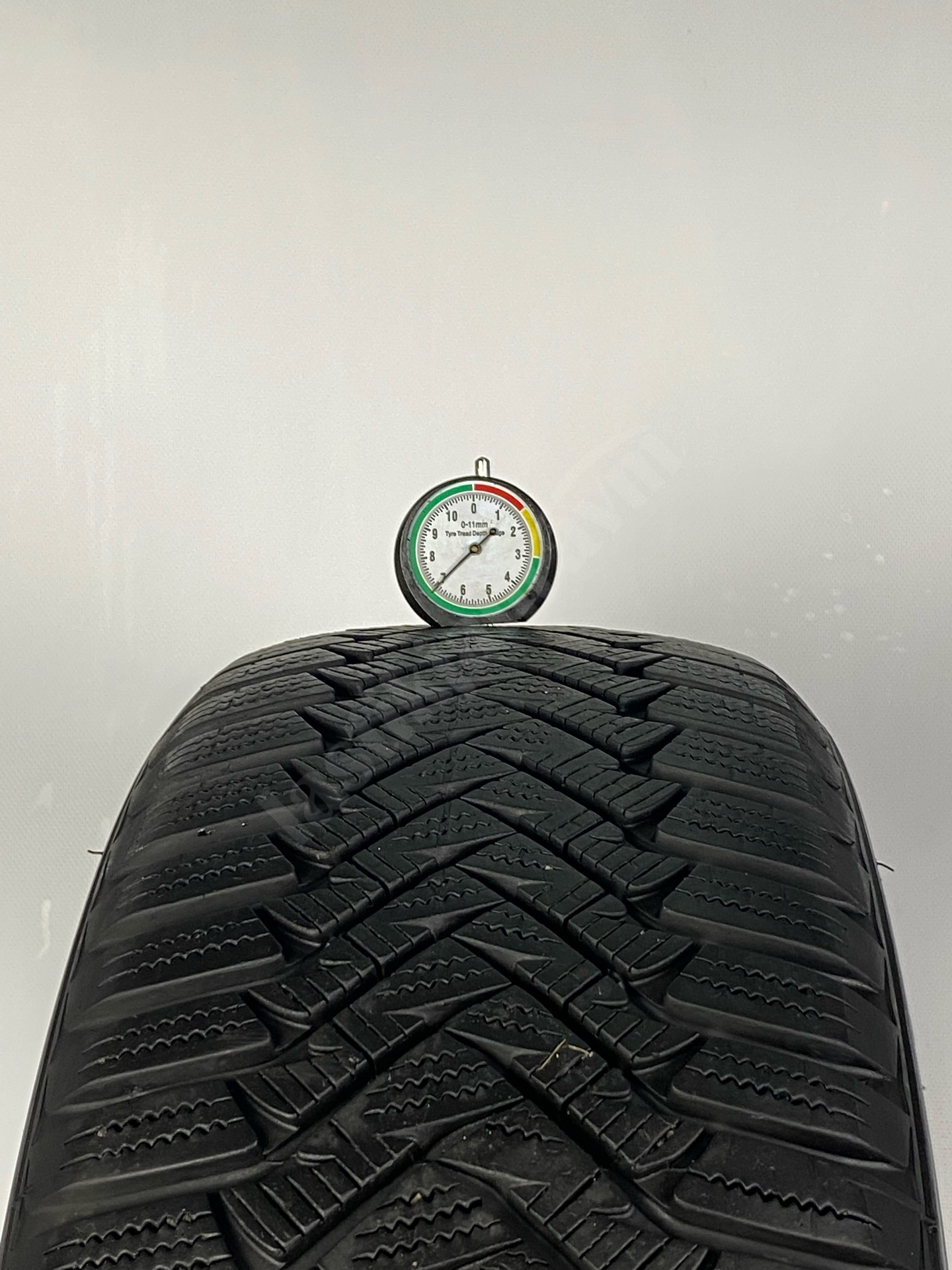 Laufenn 205/55R16 91T İ Fit 7 mm 2.El Kış Lastiği (2023) - Görsel 3