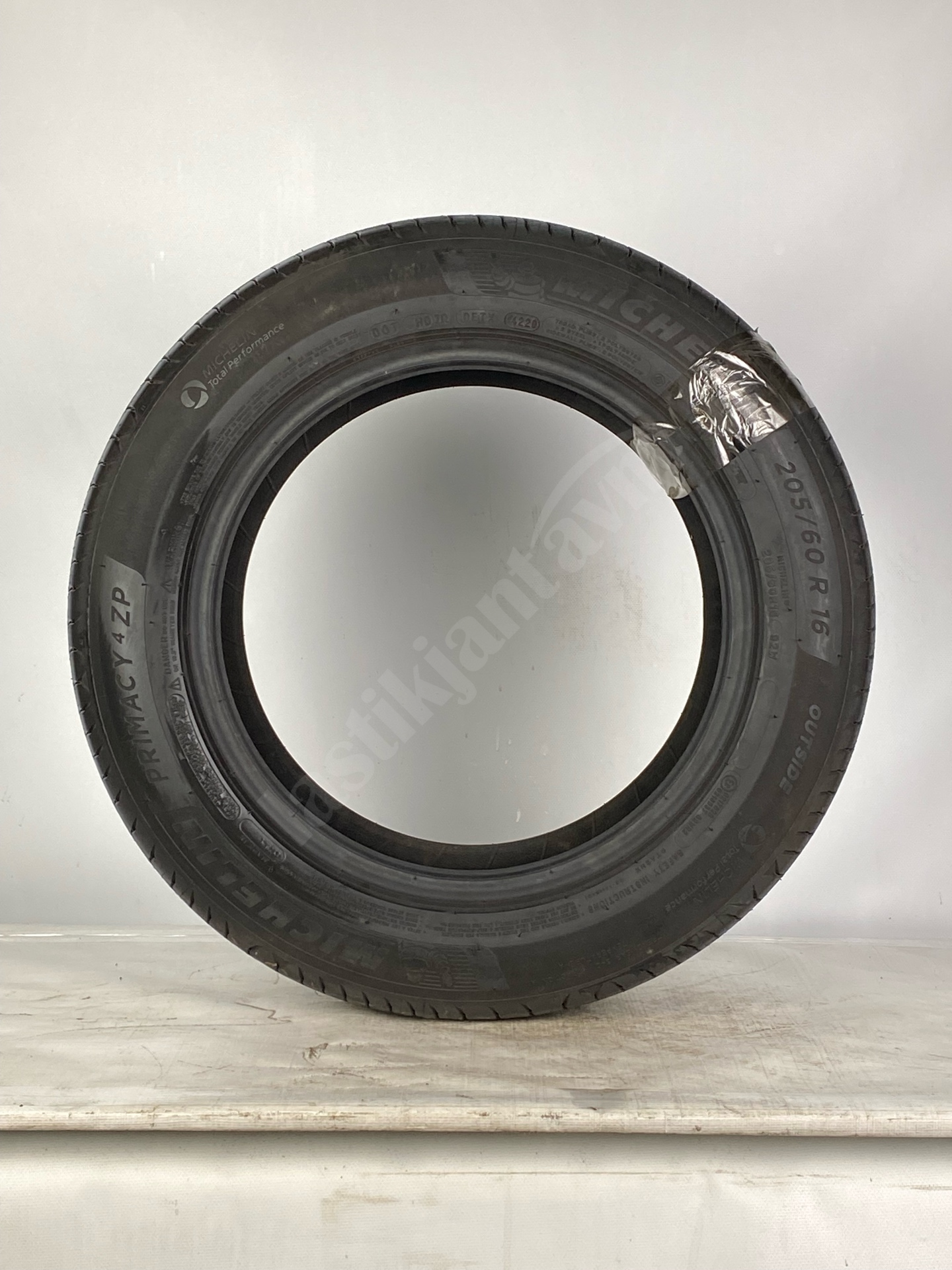 Michelin 205/60R16 92W Primacy4 6 mm 2.EL Yaz Lastiği (2020) RFT - Görsel 2
