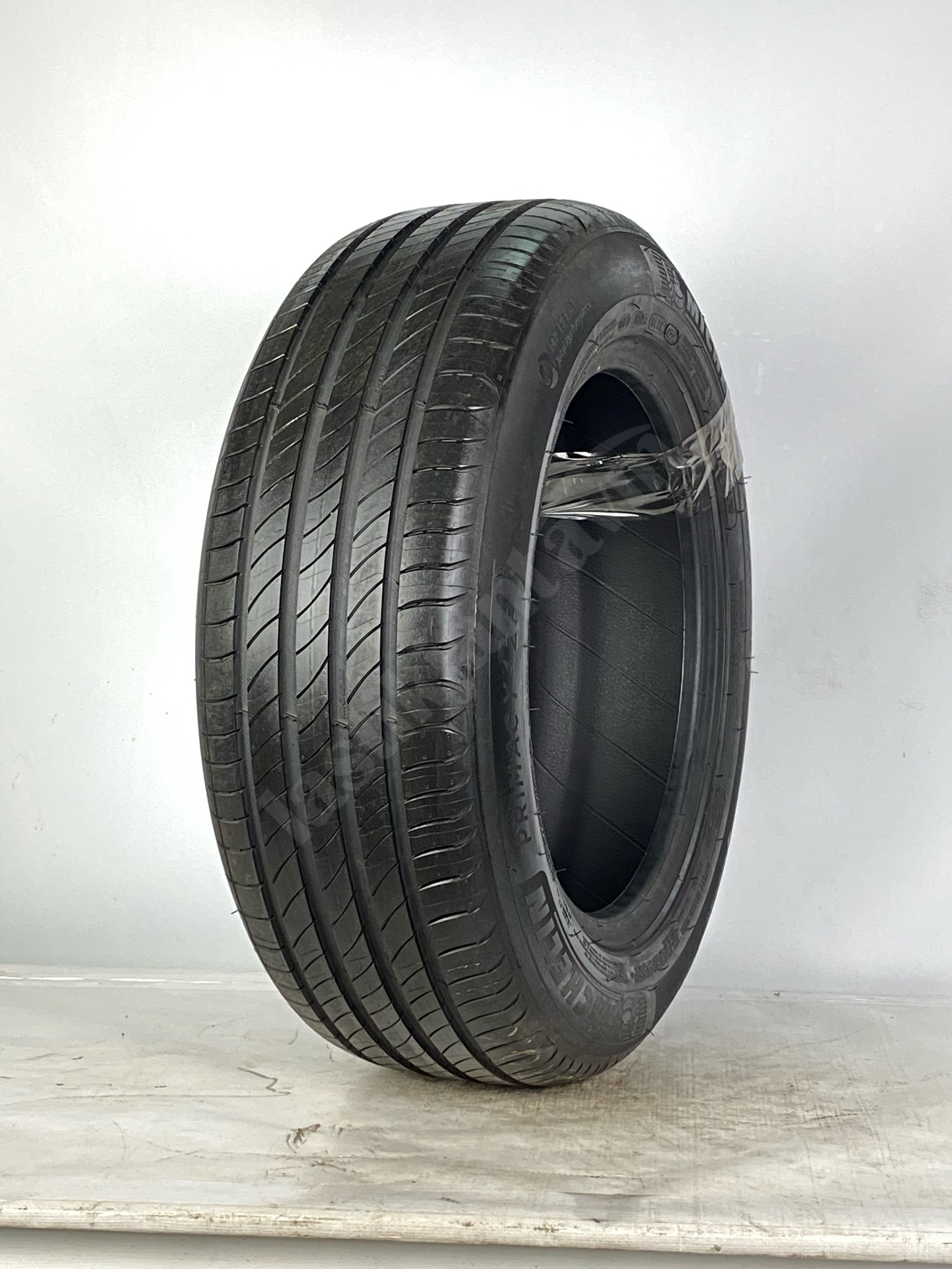 Michelin 205/60R16 92W Primacy4 6 mm 2.EL Yaz Lastiği (2020) RFT