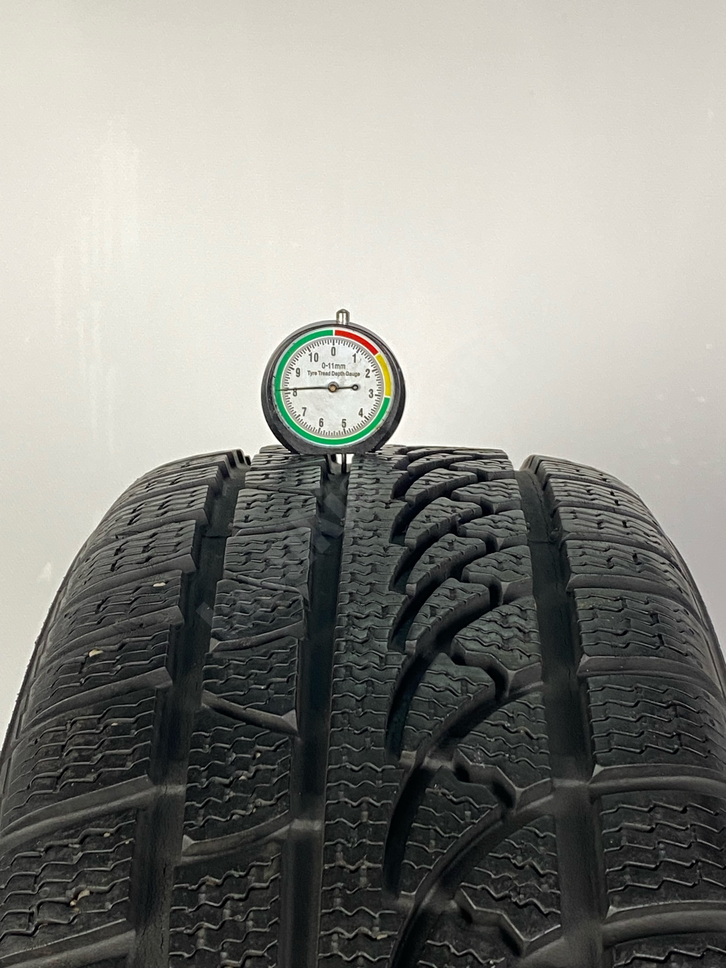 Petlas 205/55R16 91H 8 mm SnowMasterW651 2.El Kış Lastiği (2020) - Görsel 3