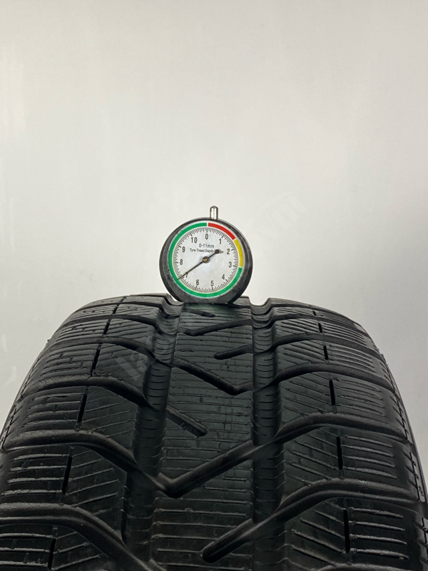 Pirelli 195/55R16 91H 8 mm Snowcontrol3 2.El Kış Lastiği (2021) - Görsel 3