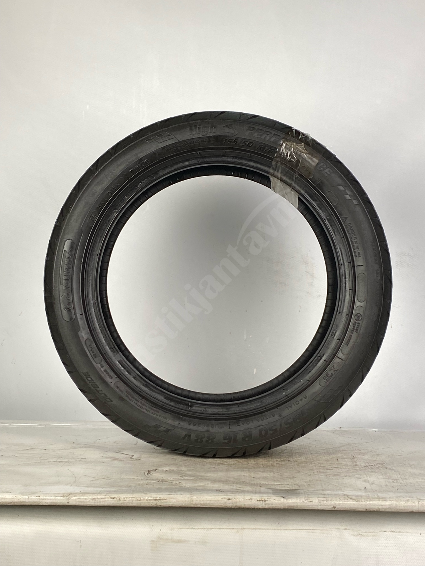 Taurus 195/50R16 88V High 6 mm 2.EL Yaz Lastiği (2020) - Görsel 2