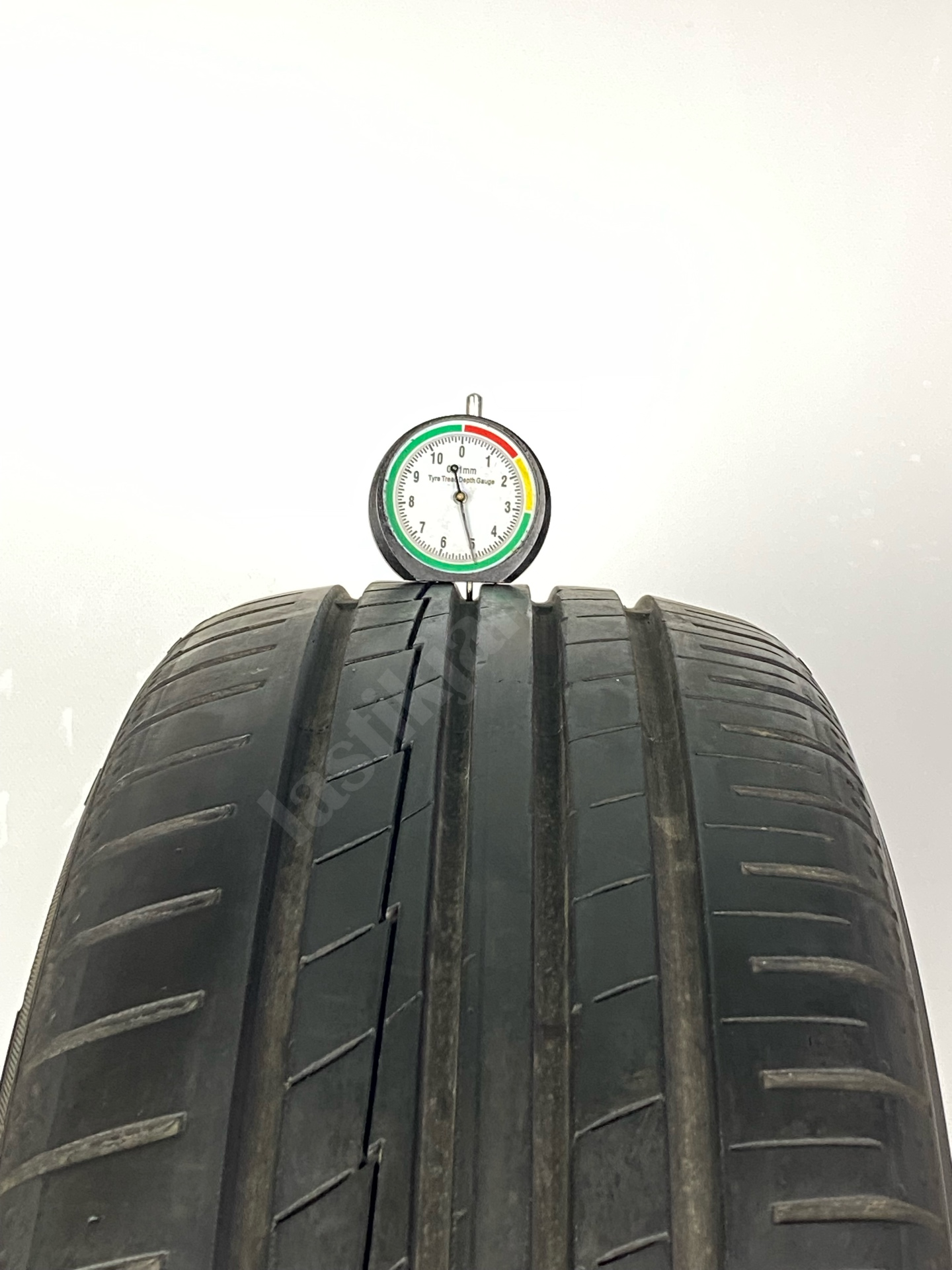 Yokohama 185/55R16 87H Blueart 5 mm 2.EL Yaz Lastiği (2022) - Görsel 3